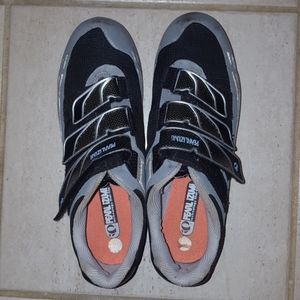 Pearlizumi women's cycling shoes